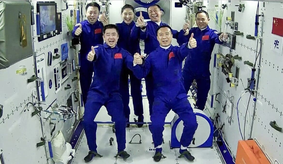 La estación espacial china alberga a 6 astronautas